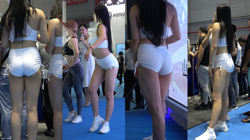 [展会]健身器材展会白色热裤翘臀美女[4V/1.21G]